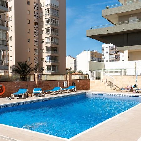 Beach Front Holiday Studio Фуeнхирола Екстериор снимка