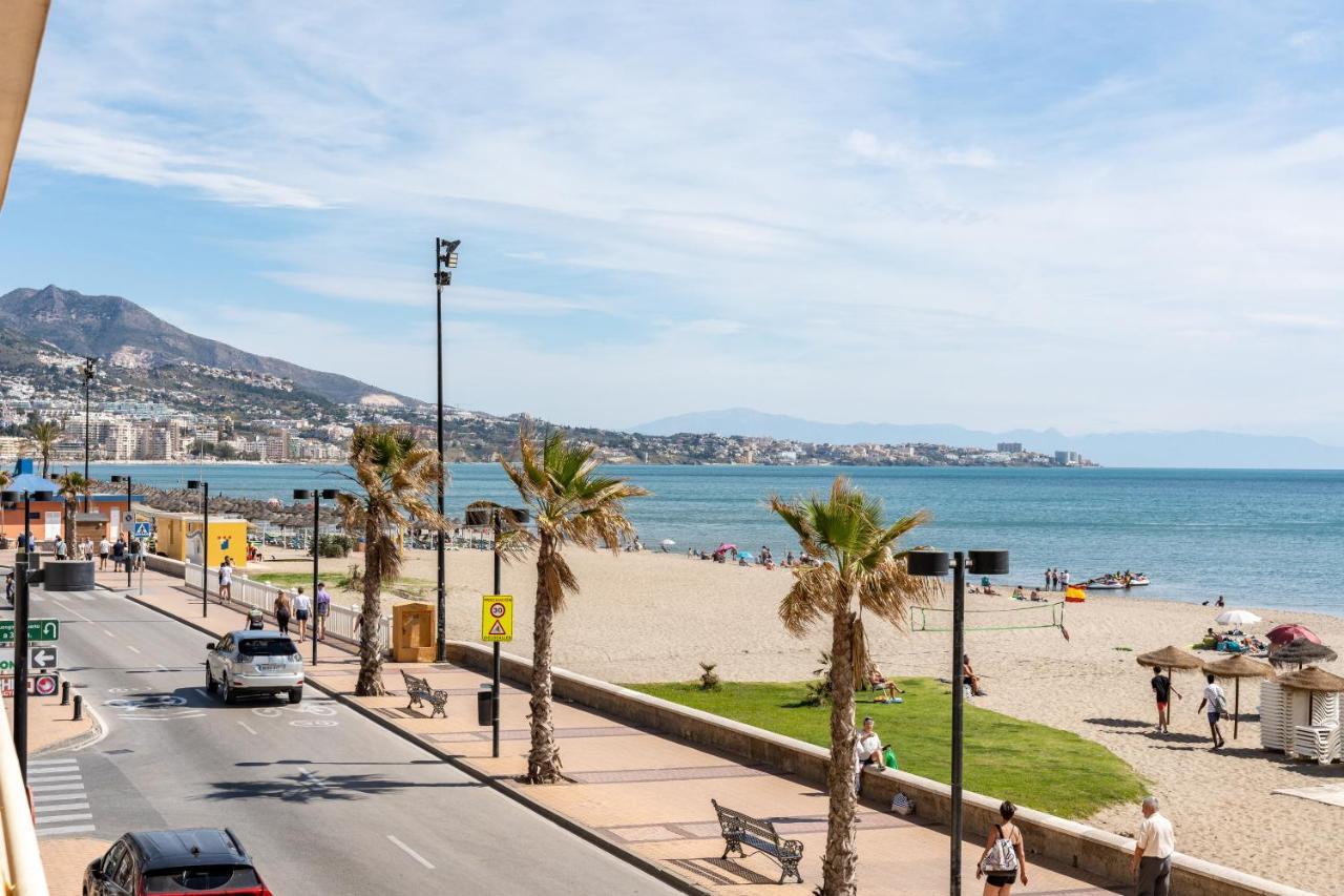 Beach Front Holiday Studio Фуeнхирола Екстериор снимка
